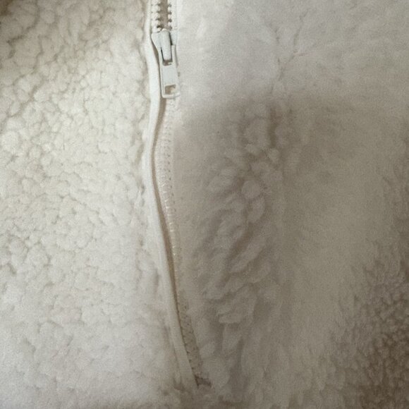 Alo Yoga White Foxy Sherpa Jacket - Picture 4 of 10